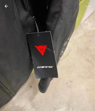 Chaqueta Dainese Negra y Roja