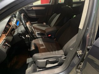 Volkswagen Passat 2010