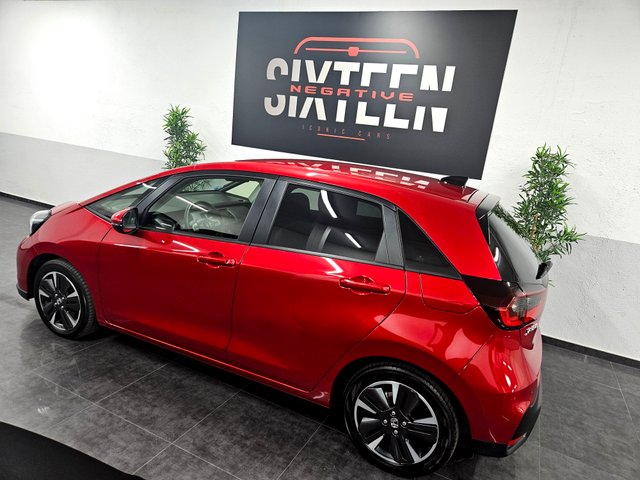 HONDA Jazz 1.5 iMMD ADVANCE -9.000km-
