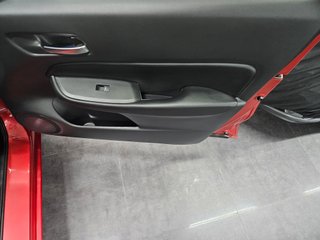 HONDA Jazz 1.5 iMMD ADVANCE -9.000km-
