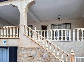 Casa pareada en venta en Playa de los Locos en Torrevieja