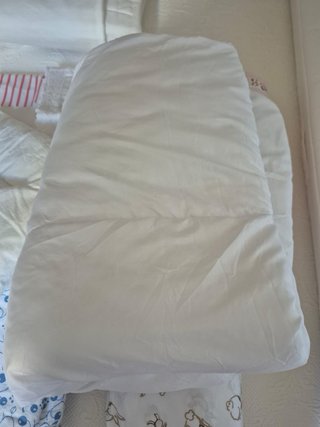 Cuna de bebé blanca, más Trona Bebe