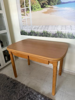 Mesa de cocina extensible de madera