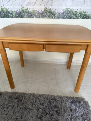Mesa de cocina extensible de madera