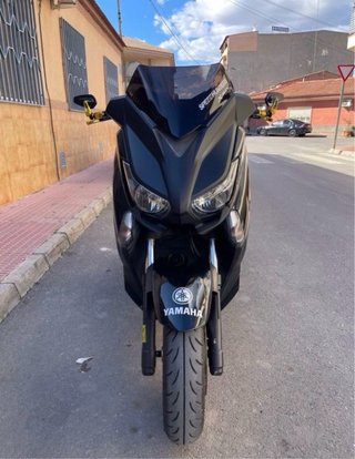 Yamaha Xmax 125