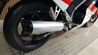 HONDA VF1000R CON SOLAMENTE 215 KMS