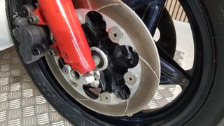 HONDA VF1000R CON SOLAMENTE 215 KMS