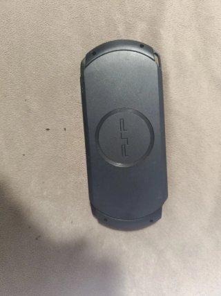 Sony PSP Street Negra + Cargador