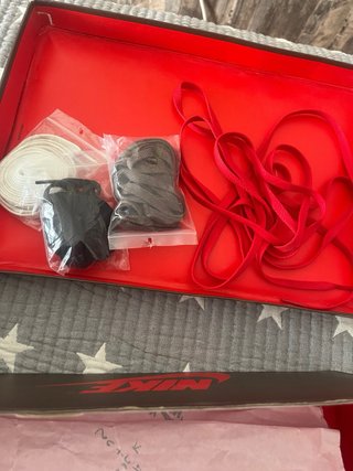 Jordan 1 Travis Scott Marrón/Rojo