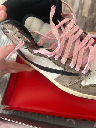 Jordan 1 Travis Scott Marrón/Rojo