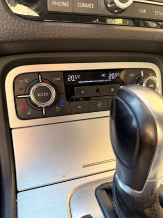 Volkswagen Touareg 2012