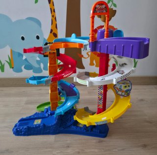 Garage Tut Tut bolidi