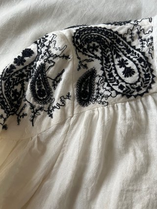 Camisa Zara bordada