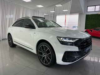 Audi Q8 50 TDI 210kW Black Line Plus quattro tip