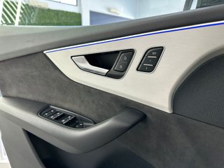Audi Q8 50 TDI 210kW Black Line Plus quattro tip