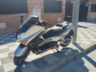 Yamaha T-Max 500 ABS Maxi Scooter