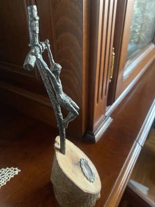 Cristo con reliquia de Calvario