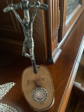Cristo con reliquia de Calvario