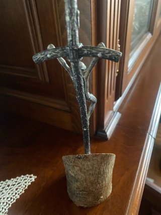 Cristo con reliquia de Calvario