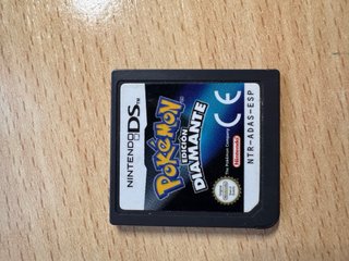Pokémon Edición Diamante Nintendo DS en su Caja