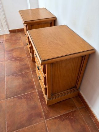 Mesitas de noche de madera (2 unidades)