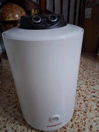 Calentador Eléctrico Corberó CTM 80 73L