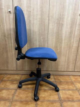 Silla de oficina/escritorio azul y negra