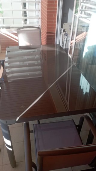 Mesa y 4 Sillas Terraza Cristal Metal