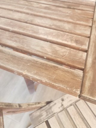 Conjunto mesa y 2 sillas de madera