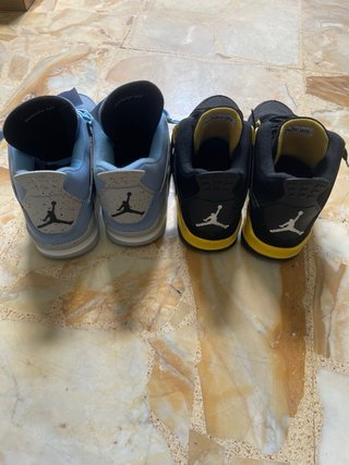 Nike Air Jordan 4 - University Blue, Retro Thunder
