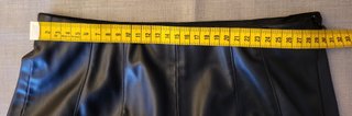 Pantaloni Zara ecopelle neri
