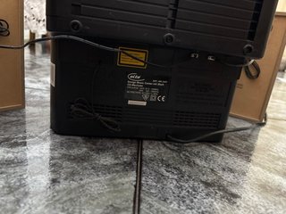 Radio 3 CD Changer con 2 altavoces