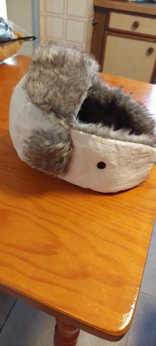 Gorro de nieve con orejeras
