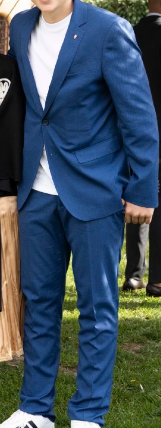 Traje adolescente azul  Usado 2 veces