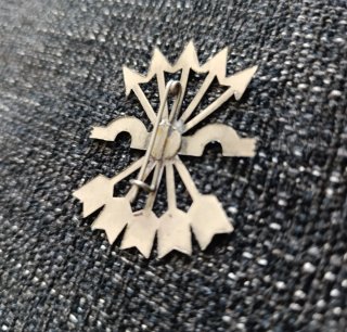 Insignia Falange Flechas y Yugo