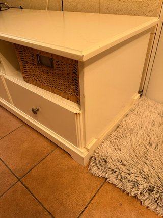 Vendo conjunto de aparador y mueble de TV en color