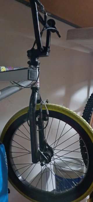 Bicicleta BMX Wipe 520 20