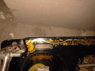 Máquina de coser Singer antigua