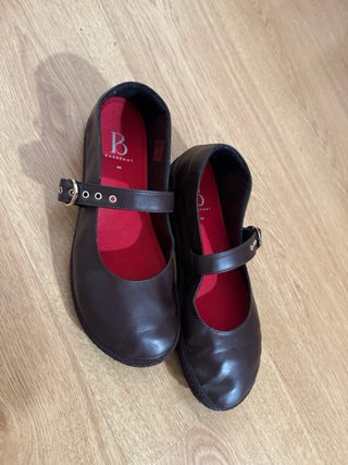 Mary Belt Barevene