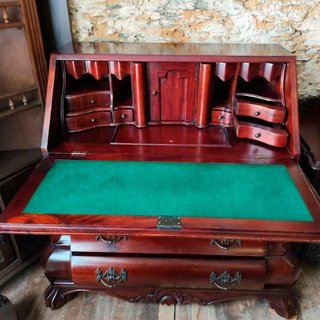 Cómoda secreter holandés antigua en Galicia