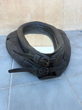 Espejo Hípico Cuero Negro Ovalado