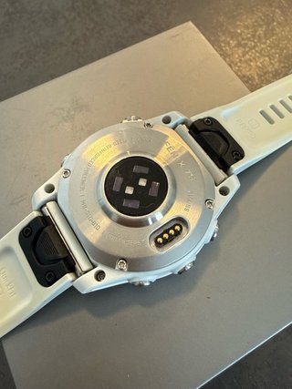 Reloj Garmin Fenix 7S Gris/Blanco