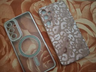 Cover Samsung A35 leopardato e brillantini