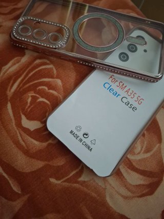 Cover Samsung A35 leopardato e brillantini