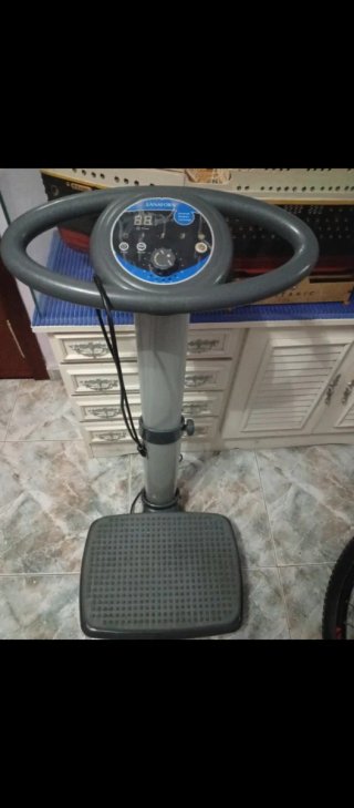 Máquina vibratoria corporal Lanaform