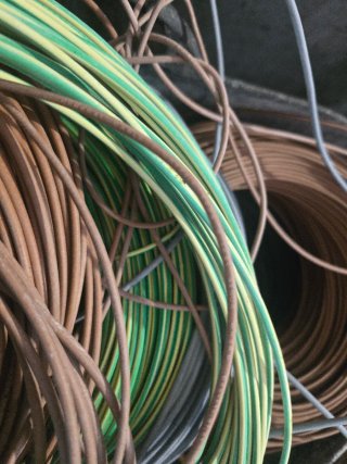Pelacables para cables con mango para atornillador