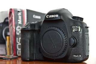 CANON 5D III, 21.723 Disp. REALES, 0=VIDEOS: 10/10