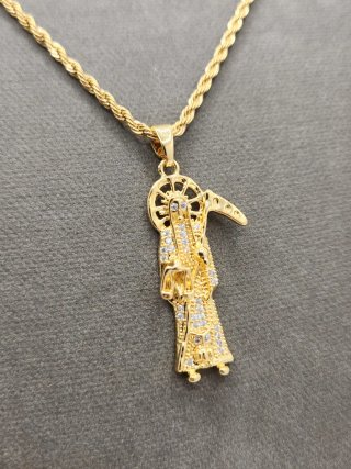 Colgante Santa Muerte Baño Oro Acero Quirúrgico