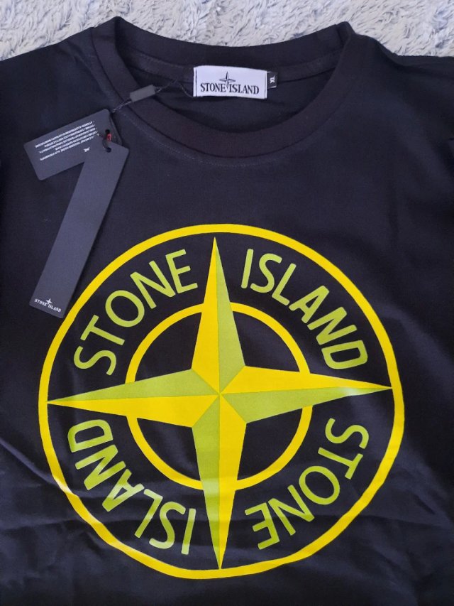 Camiseta Stone Island Talla XL Negra