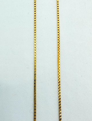 Cadena Bismark de oro de 18k, 4.75 g, 60.5 cm.